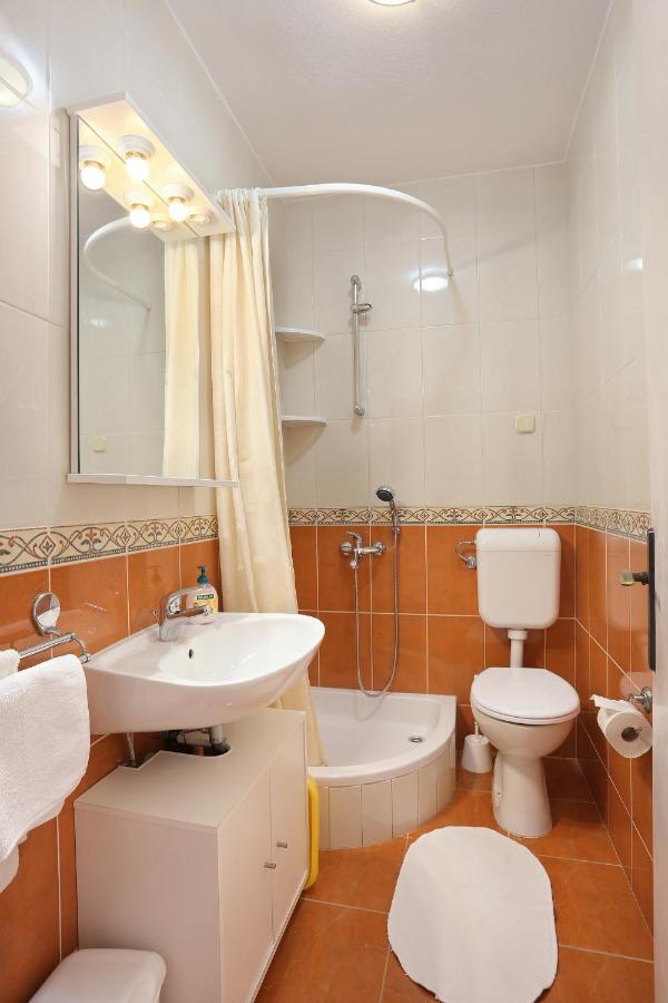 Apartments By The Sea Podgora, Makarska - 2594 Kültér fotó