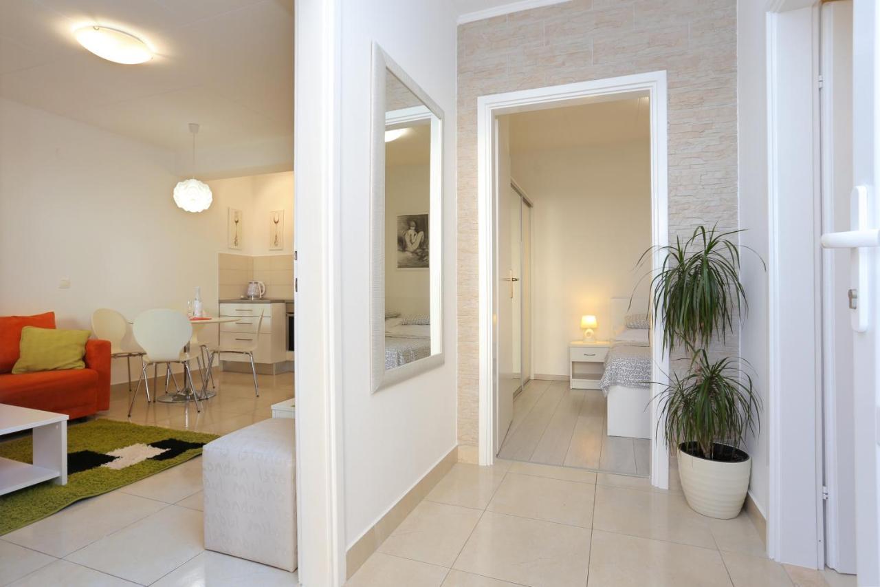 Apartments By The Sea Podgora, Makarska - 2594 Kültér fotó